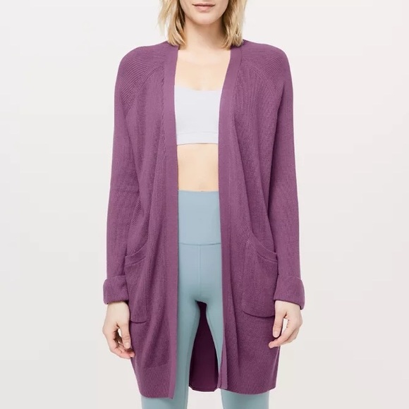 Lululemon Still at Ease Wrap - Size 2 - Picture 1 of 4